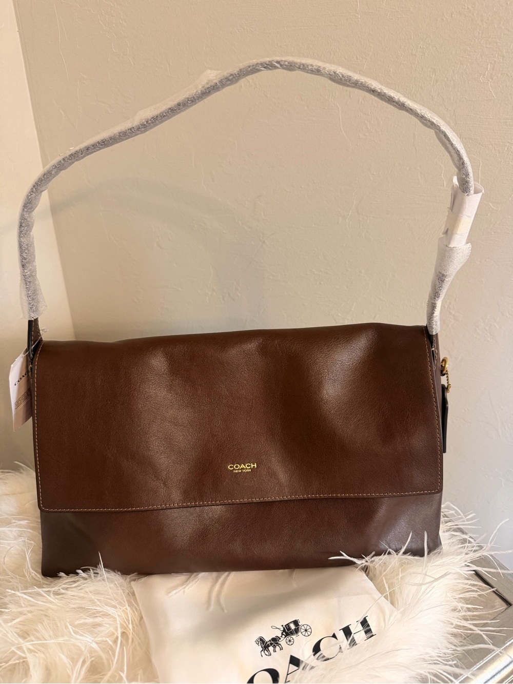 Coach Chelsea Shoulder Bag 36 in Maple